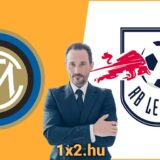 Egy öltönyös férfi áll keresztbe tett kézzel az Inter Milan (balra) és az RB Leipzig (jobbra) logója között, sárga-fehér alapon. Alul középen az 1x2.hu szöveg található, amely a Tippmix tippeket kínálja az áttekinthető fogadási stratégiákhoz.